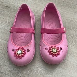 Crocs Mary Jane Pink Flower Shoes